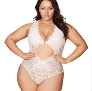 Ooh La La Cheri 3X lace teddy body suit